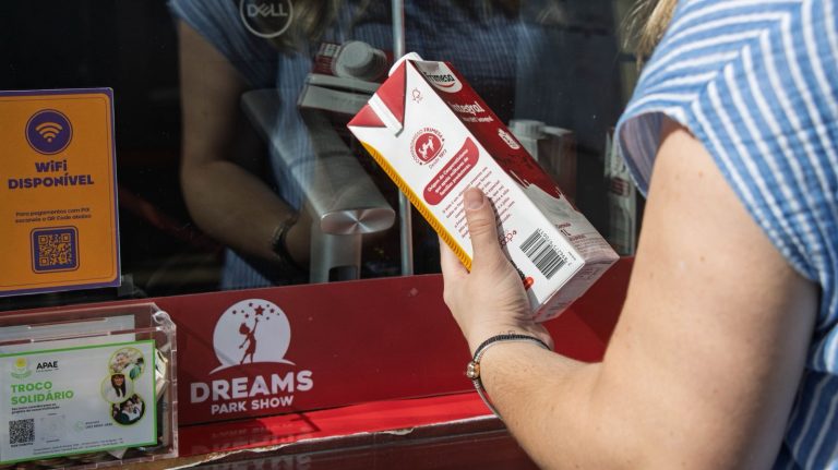 Campanha de troca de leite por desconto no Dreams Park Show encerra dia 30