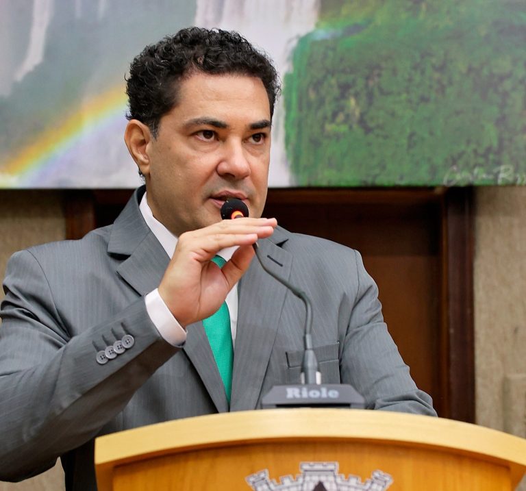 Vereador de Foz do Iguaçu é o número 1 em produção legislativa