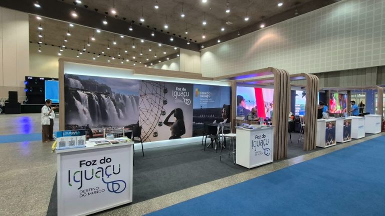 Em Fortaleza, Foz participa do BTM 2026 e promove cidade no mercado nordestino
