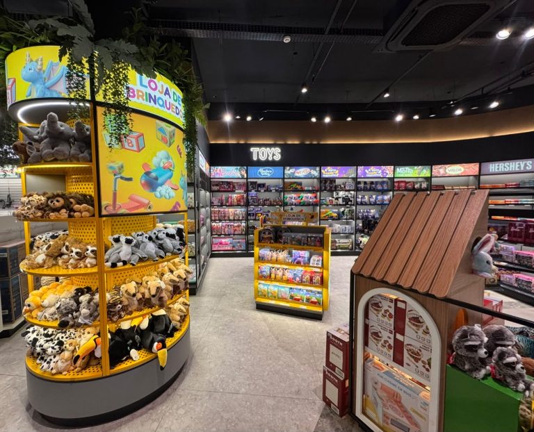 Luryx terá pipoca, algodão-doce e promoção de brinquedos no Dia das Crianças em Foz