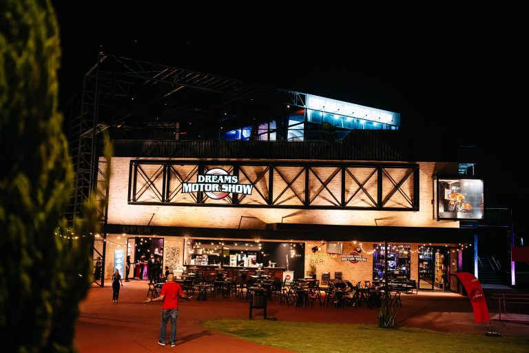 Dreams Park Show abre agenda para confraternizações de fim de ano em Foz do Iguaçu